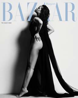Rihanna feet photo thumbnail