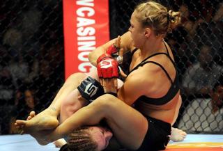 Ronda Rousey feet photo thumbnail