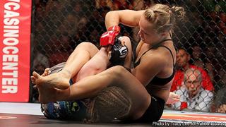 Ronda Rousey feet photo thumbnail