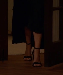 Connie Britton feet photo 2