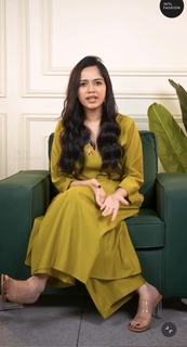 Jannat Zubair Rahmani feet photo thumbnail