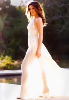 Kate Beckinsale feet photo thumbnail