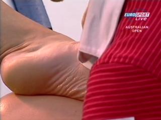 Maria Sharapova feet photo thumbnail