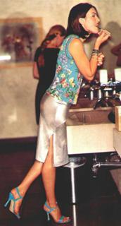 Mariska Hargitay feet photo thumbnail