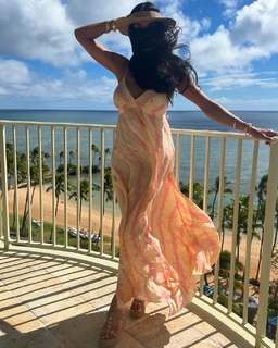 Nicole Scherzinger feet photo thumbnail