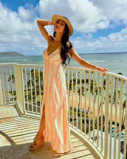 Nicole Scherzinger feet photo thumbnail