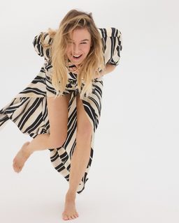 Renée Zellweger feet photo 5