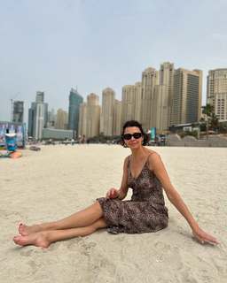 Anna Popek feet photo thumbnail