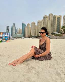 Anna Popek feet photo thumbnail