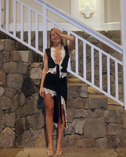 Jade Picon feet photo thumbnail