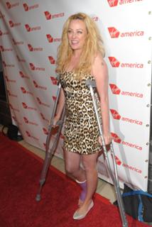 Virginia Madsen feet photo thumbnail