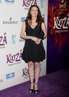 Virginia Madsen feet photo thumbnail