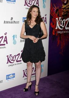 Virginia Madsen feet photo thumbnail