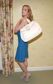 Denise Richards feet photo thumbnail