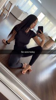 Scarlet Vas feet photo thumbnail