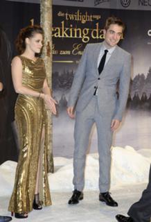 Kristen Stewart feet photo thumbnail