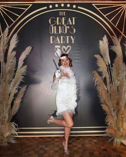 Pinar Altug feet photo thumbnail