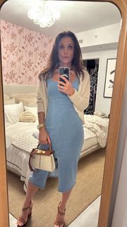 Bethenny Frankel feet photo thumbnail
