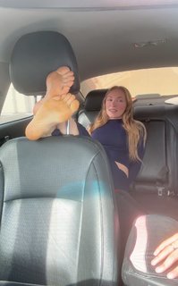 Kay Hansen feet photo thumbnail