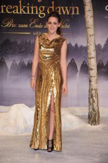 Kristen Stewart feet photo thumbnail