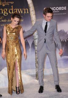 Kristen Stewart feet photo thumbnail