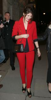 Gemma Arterton feet photo thumbnail
