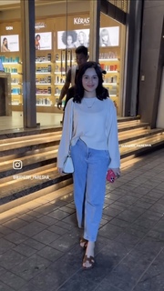 Jannat Zubair Rahmani feet photo thumbnail