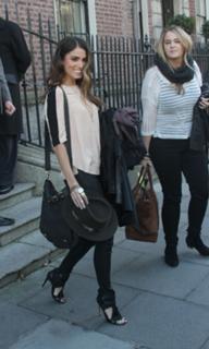 Nikki Reed feet photo thumbnail