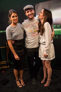 Nikki Reed feet photo thumbnail