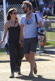 Nikki Reed feet photo thumbnail