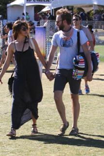 Nikki Reed feet photo thumbnail