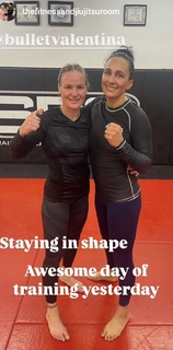 Valentina Shevchenko feet photo thumbnail