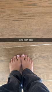 Corinna Kopf feet photo thumbnail
