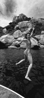 Carolina Dieckmann feet photo thumbnail