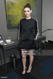 Kate Mara feet photo 4