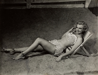 Marilyn Monroe feet photo thumbnail