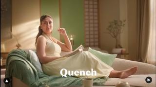 Kareena Kapoor feet photo thumbnail