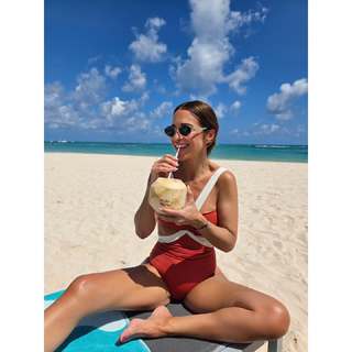 Paula Echevarría feet photo thumbnail