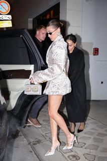 Hailey Bieber feet photo thumbnail