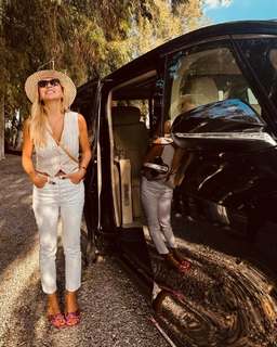 Hadise feet photo thumbnail