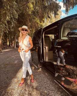 Hadise feet photo thumbnail
