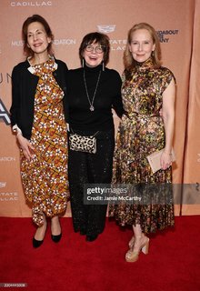 Amy Ryan feet photo 4