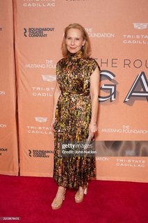Amy Ryan feet photo 2