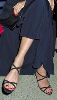 Uma Thurman feet photo thumbnail
