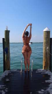 Julieanna Marie Goddard feet photo thumbnail