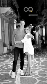 Athina Oikonomakou feet photo thumbnail