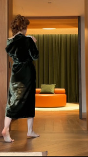 Jessica Chastain feet photo thumbnail