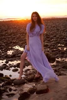 Victoria Justice feet photo thumbnail