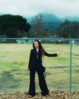 Juliette Lewis feet photo 3