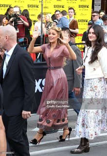 Blake Lively feet photo thumbnail